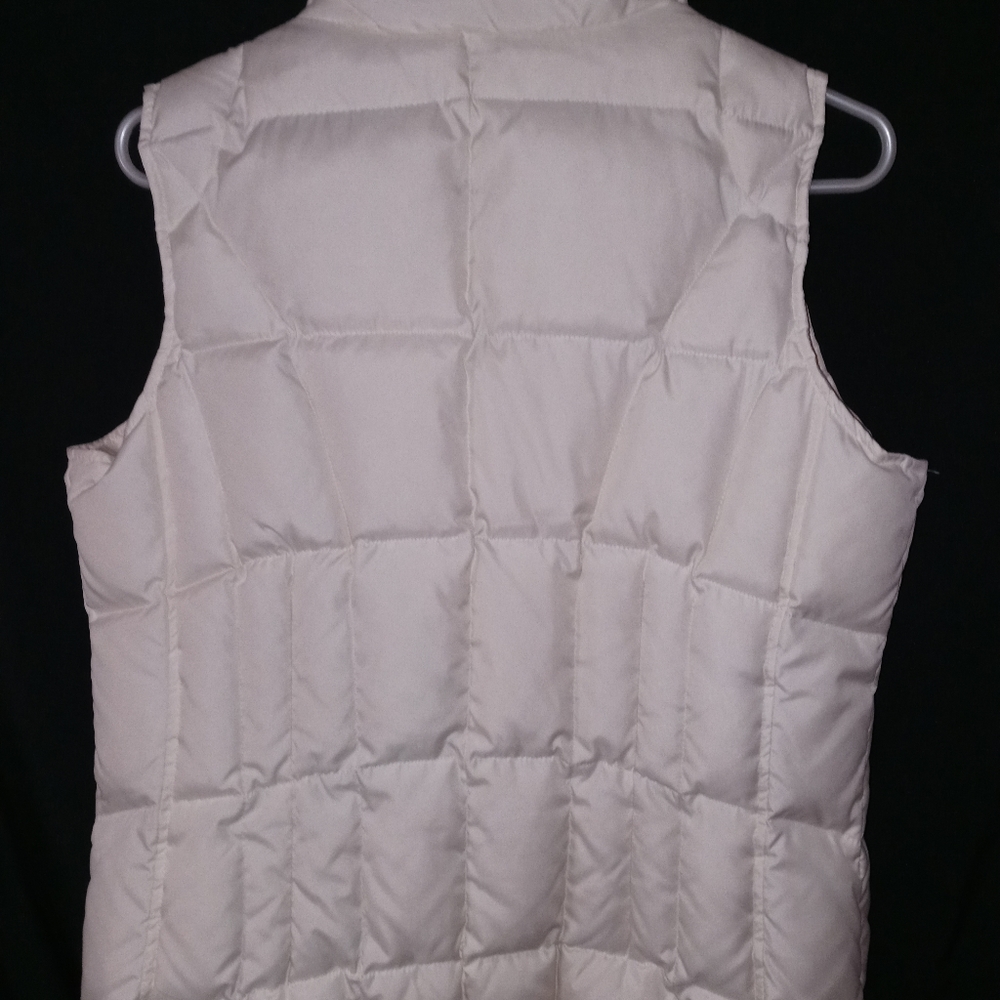 Women's puffer jacket